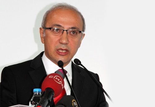 Lütfi Elvan: 'Biz de masa başı siyaset olmaz'