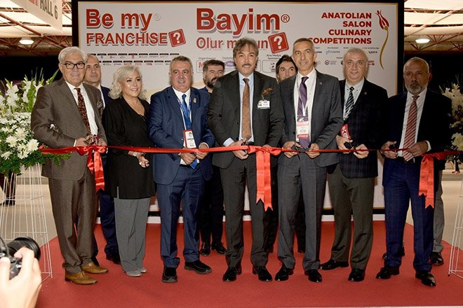 Markalar dünya sahnesinde görücüye çıktı