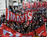 Binlerce Türk Taksim Meydanına Akın Etti!