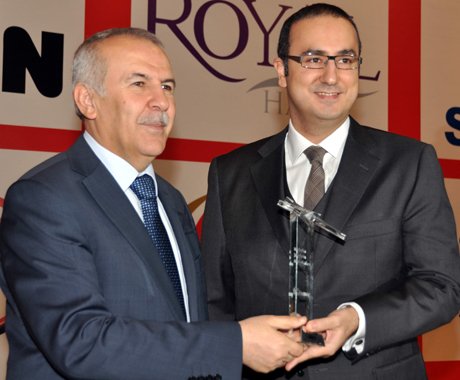 Medya Platformu Kaşmir Halı’ya ödül verildi. 