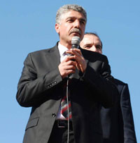 ÇARBOĞA KONUŞMA METNİNİ CEBİNDE UNUTTU 
