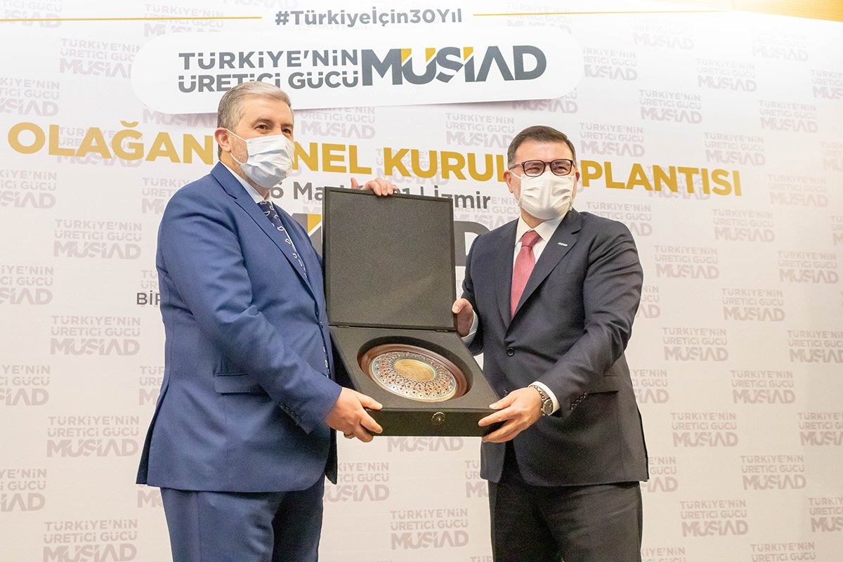 MÜSİAD İzmir Başkanı Bilal Saygılı yeniden seçildi