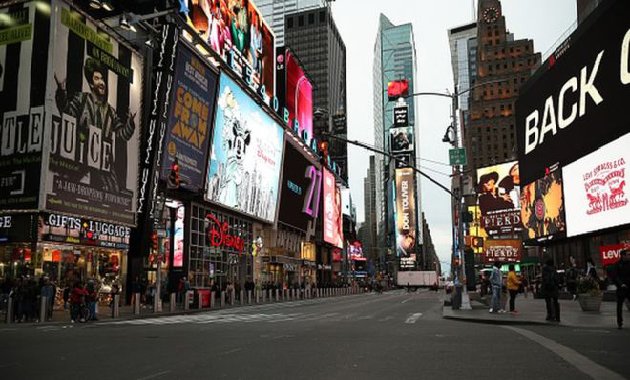 New York'ta 50 binden fazla restoran, kafe, bar, tiyatro ve sinemalar kapatılıyor