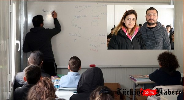 Öğretmen çift konteynerden sınıf yaptı, öğrencileri sınava hazırlıyor