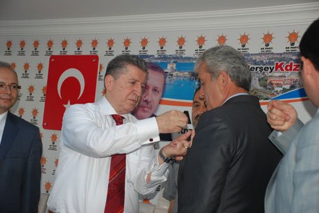 Ortaokul öğrencilerini sokağa dökmesinler
