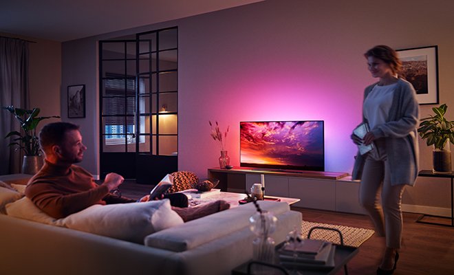 Philips TV dünyayı eve sığdırıyor