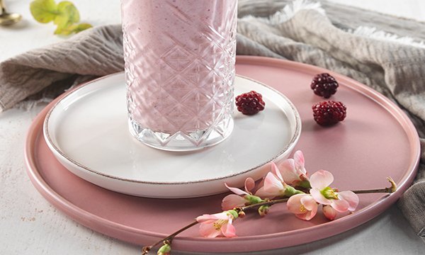 Pink Power Smoothie ile meme sağlığına katkıda bulun!