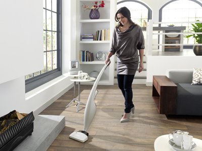 Pratik ev temizliğin​in yeni yıldızı Philips’te​n!