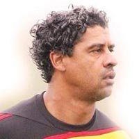  Rijkaard; Derbiyi büyütmeyin.
