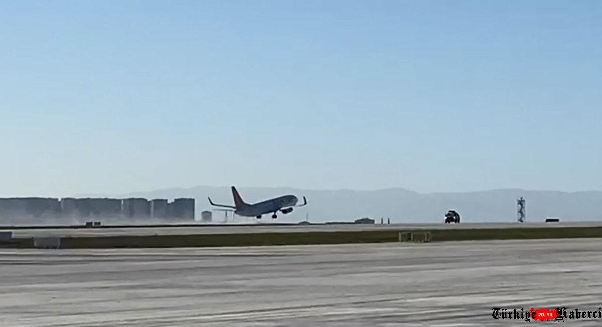Sabiha Gökçen Havalimanı'nın 2. pistinden ilk ticari uçuş