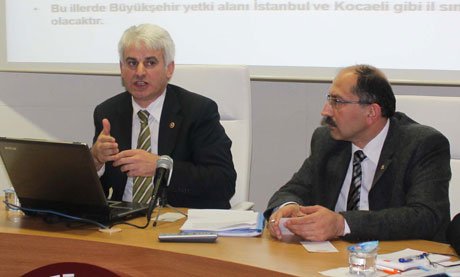 Şahin,AK Parti İlçe Teşkilatını bilgilendirdi. 