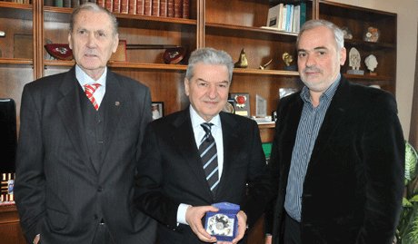 Sakız-İzmir arasında öğrenci turizmi