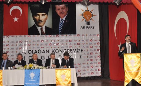 Sefer Üstün;CHP'lilerin hepsi ağlaşıyorlar.