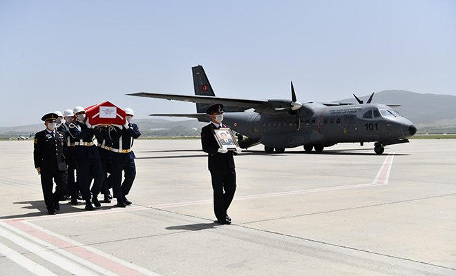 Şehit yüzbaşının cenazesi memleketi Isparta'da