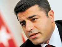 Demirtaş 'Özerklik Konusunda Israrcıyız' 