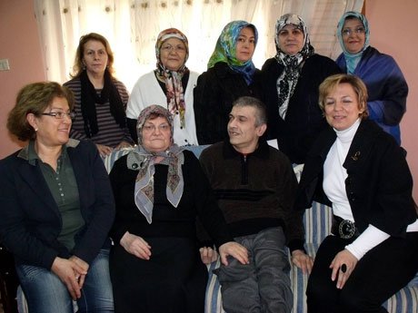 Şencan,hasta aileleri ziyaret ediyoruz