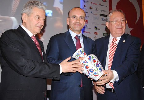 Şimşek, Rekor düzeyde istihdam yarattık. 