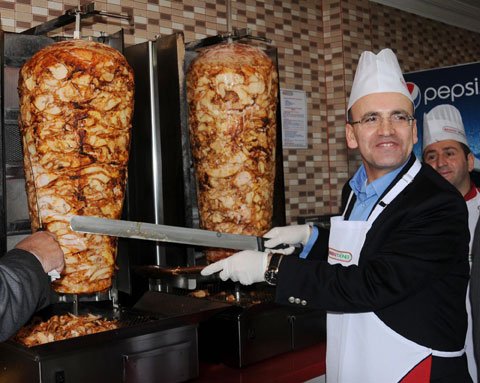 Şimşek, Batman'da döner kesti.