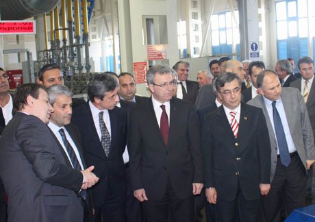 Şişecam'ın Fırınını Başbakan açtı