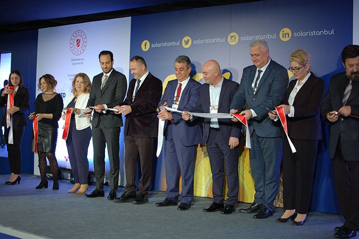 Solar İstanbul kapılarını açtı 