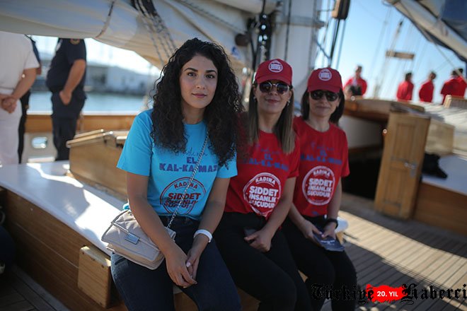 STS Okul Gemisi yelkenlerini KADES için açtı