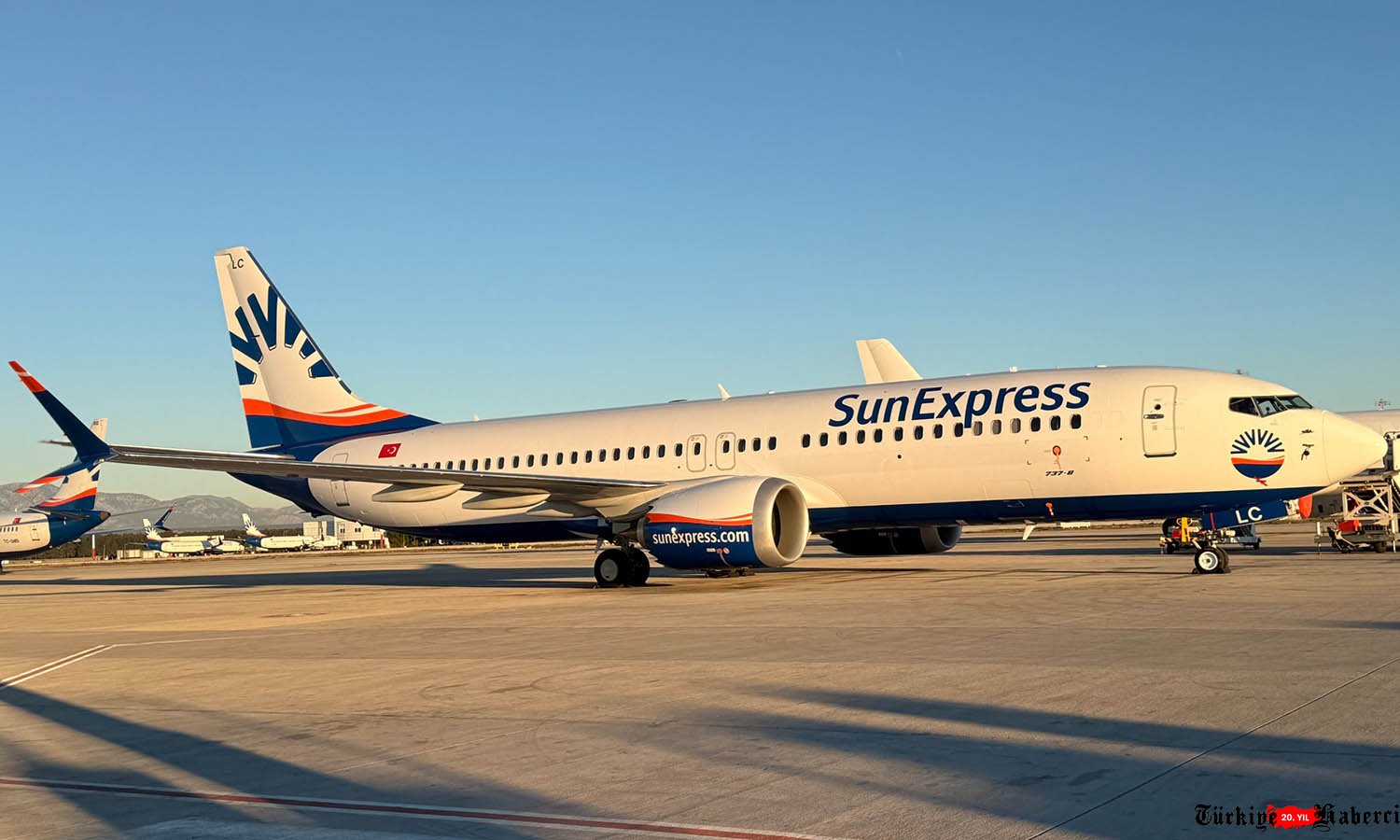 SunExpress Filosunu Güçlendirdi: 4 Yeni Boeing 737-8