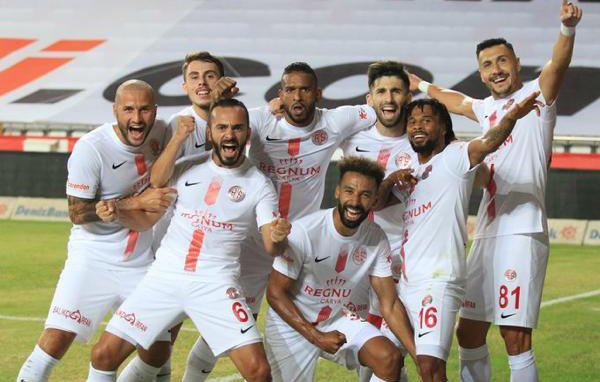 Süper Lig'de küme düşme kaldırıldı