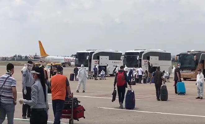 Suudi Arabistan'dan getirilen 168 kişi, Mersin'de 
