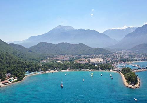 Tahtalı Dağı'nın zirvesi, 1 ayda 15 bin kişiyi ağırladı