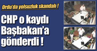 Tarkan düğünde halay çekti