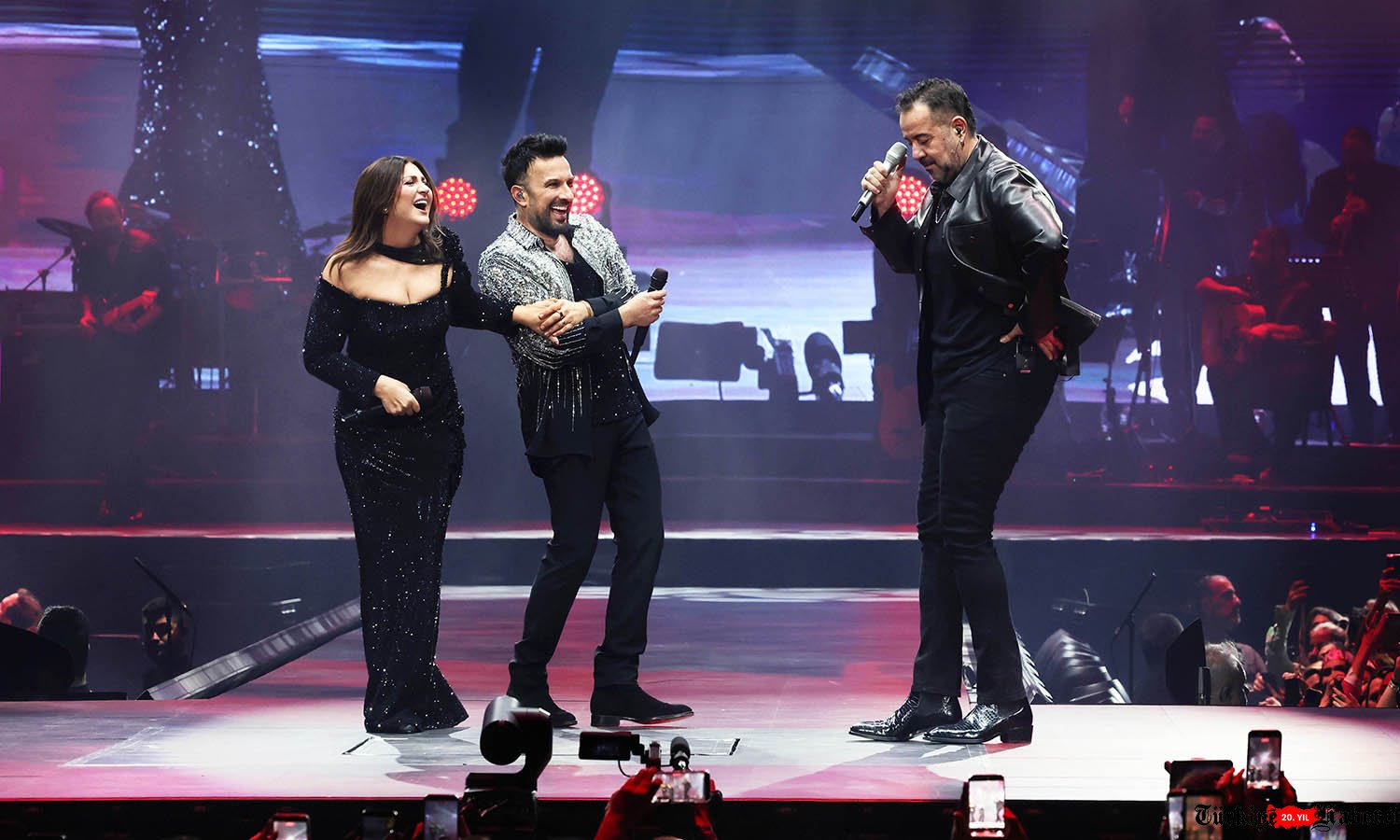 Tarkan’ın İstanbul konser serisine sürpriz konuklar