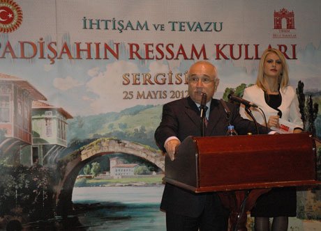 TBMM Başkanı Cemil Çiçek, resim sergisi  açtı. 