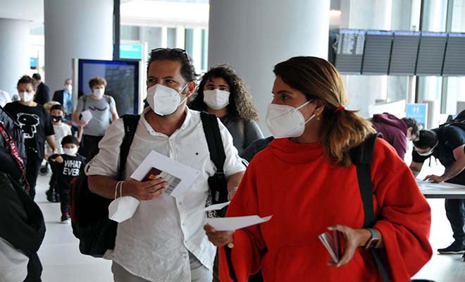 THY tahliye uçağıyla İstanbul Havalimanı'na geldiler