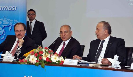 TİM nisan ayı ihracat rakamlarını açıkladı.
