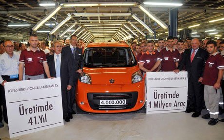 Tofaş, 4 milyonuncu aracını banttan indirdi.