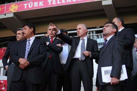 TT Arena Büyük Kongreye Hazırlanıyor