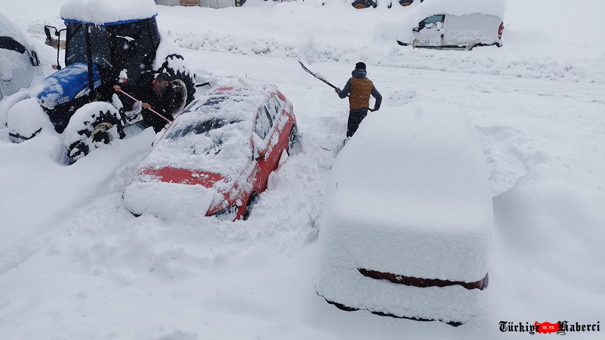 Tunceli'nin 4 ilçesinde eğitime bir günlük 'kar' tatili