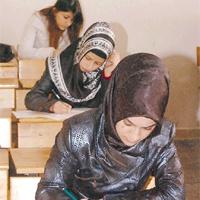 Türbanla okullara girişe izin verildi