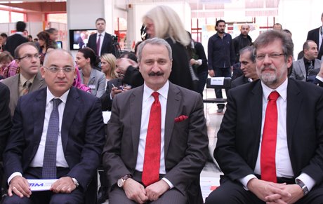 Türkiye ve Ortadoğu Zemin Fuarı açıldı.