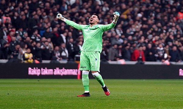 Uğurcan Çakır, Sheffield United yolunda