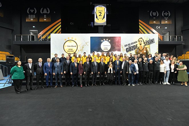  VakıfBank olarak kızlarımızın 'Yanındaki Gücüz'