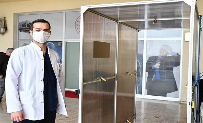 Kamu binalarına dezenfektan tünelleri kuruldu