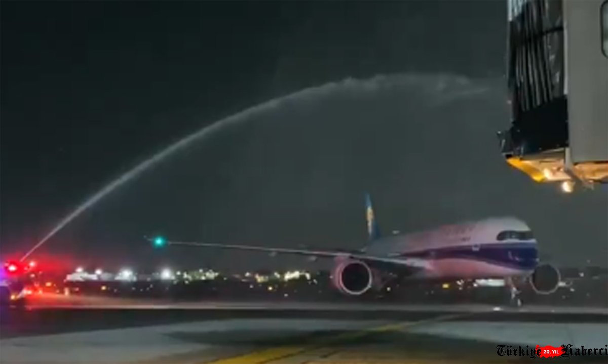 “Airbus A350-941: Asya'nın En Uzun Direkt Uçuşu“