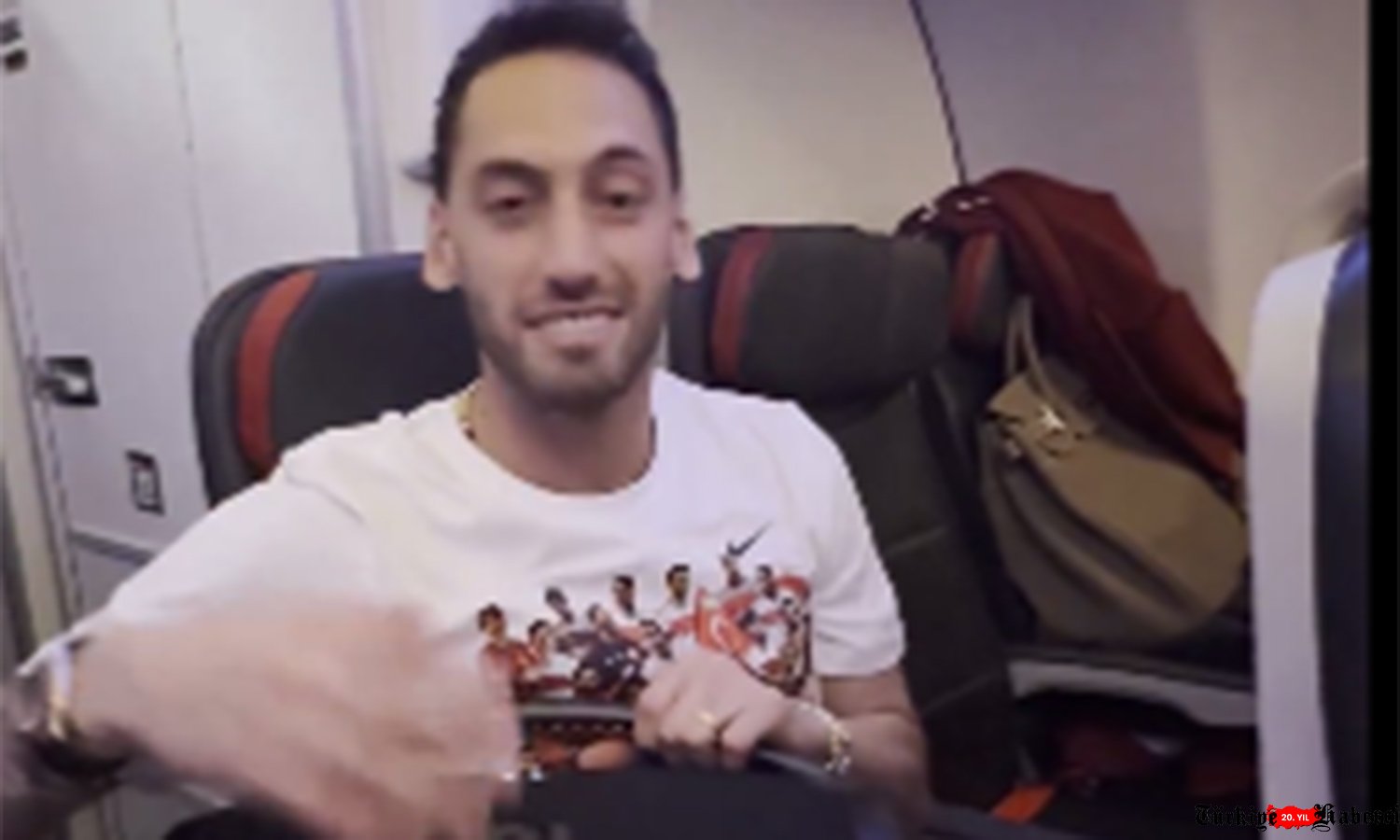 (video)BizimÇocuklar Gökyüzünde de Coştu! ✈️