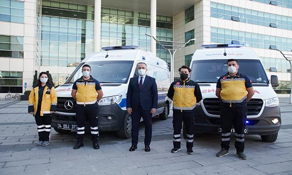 Sultangazi'de 2 hasta nakil ambulansı hizmete başladı