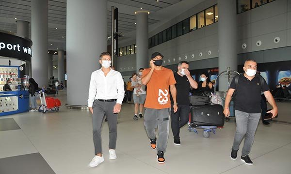 Welinton, Beşiktaş'a imza atmak için İstanbul'a geldi