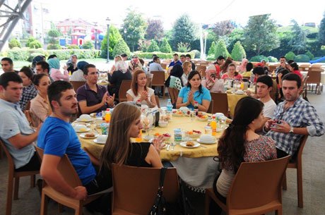 Yeni öğretmenler Bağcılar’ı gezdi