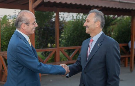 Yeniay'dan sokak iftarlarına davet 