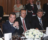 Zirvesiyi Mustafa Koç yönetecek